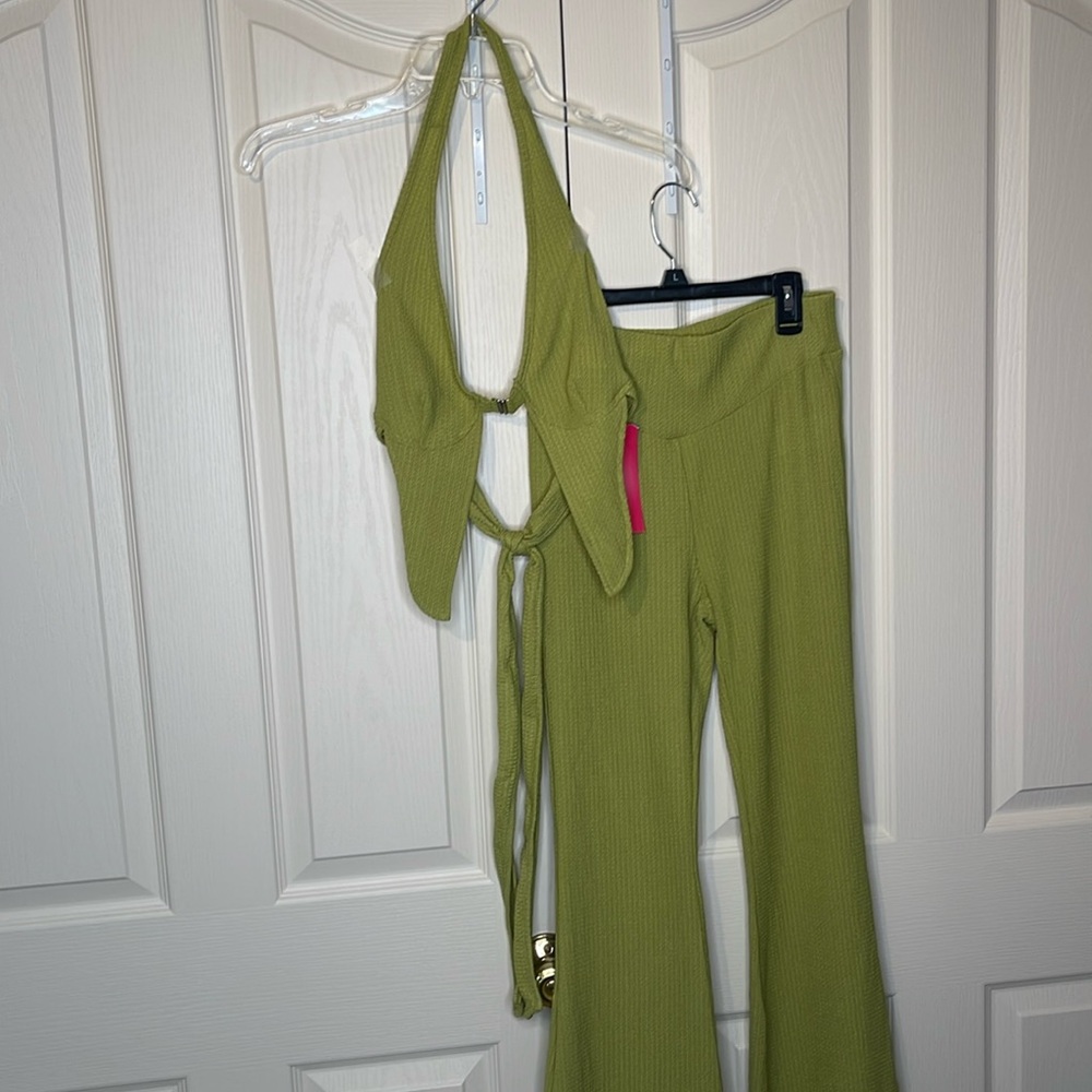 Halter crop top pants set